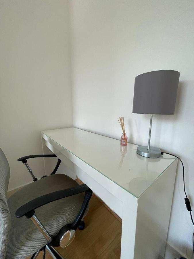 Amazing 3 Bedroom Flat Minutes From Tower Bridge * Londen